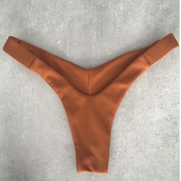 Islander Ribbed Bikini Bottoms - Picture 2 of 3